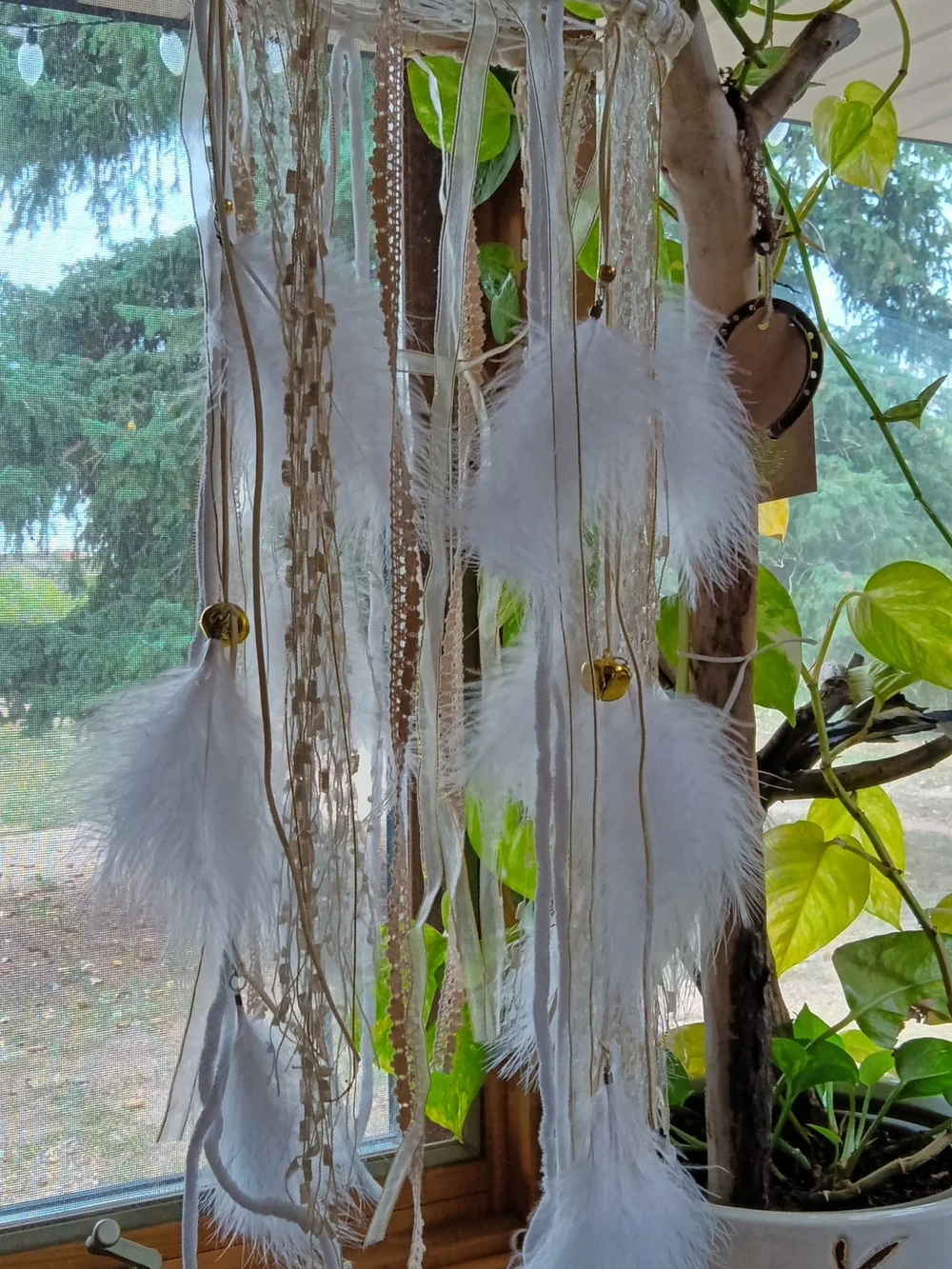 Amazon Gold and White Hanging LED Dreamcatcher Lantern